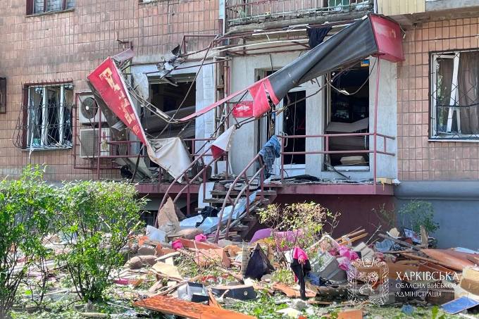 Новини Харкова: 2 загиблих і 23 постраждалих після ракетного удару